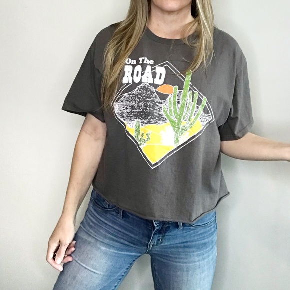 JUNK FOOD CLOTHING On the Road desert cactus graphic boxy crop tee size Medium - Picture 1 of 11